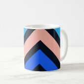Blue Pink Chevron Geometric Pattern Kaffeetasse (VorderseiteRechts)