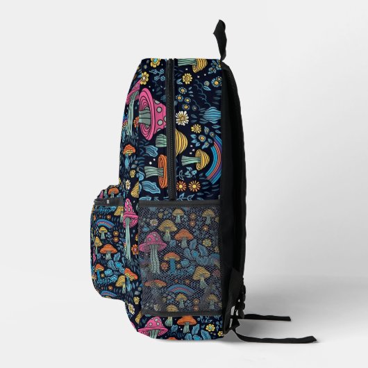Blue Pink Mushrooms Rainbows Monogram Name Camp Bedruckter Rucksack (Rechts)