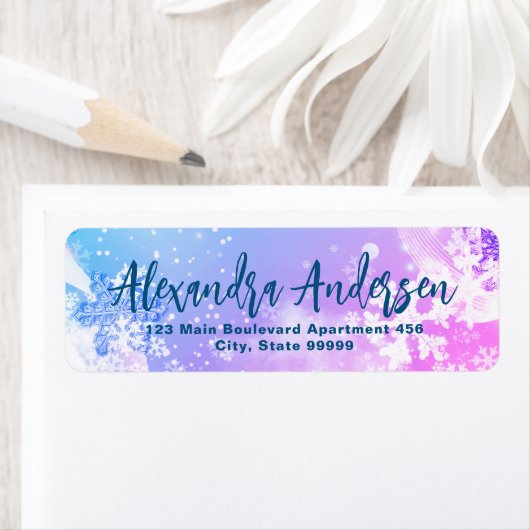 Blue Pink Winter Snowflakes Modernes Script Label (Insitu)