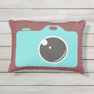 Blue Pop Art Camera Burgundy Kissen Für Draußen