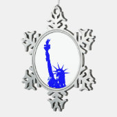Blue Pop Art Statue of Liberty Schneeflocken Zinn-Ornament (Rechts)