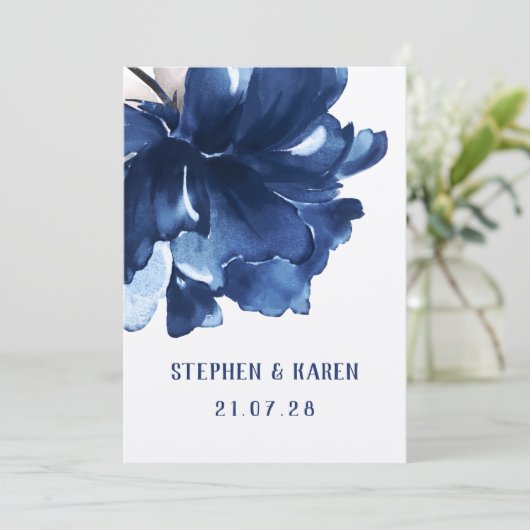 Blue Poppy Elegante Hochzeitseinladung Einladung (Stehend Vorderseite)