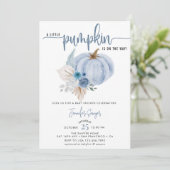 Blue Pumpkin | Fall Baby Dusche Einladung (Stehend Vorderseite)