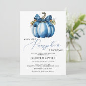 Blue Pumpkin | Kinderdusche im Herbst Einladung (Stehend Vorderseite)