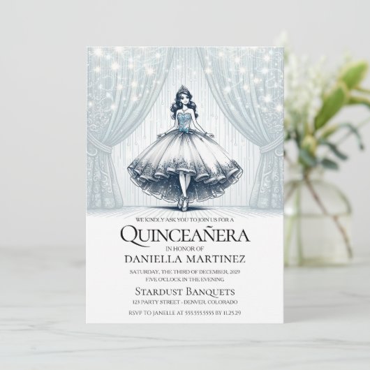 Blue Quinceañera Girl Einladung (Stehend Vorderseite)