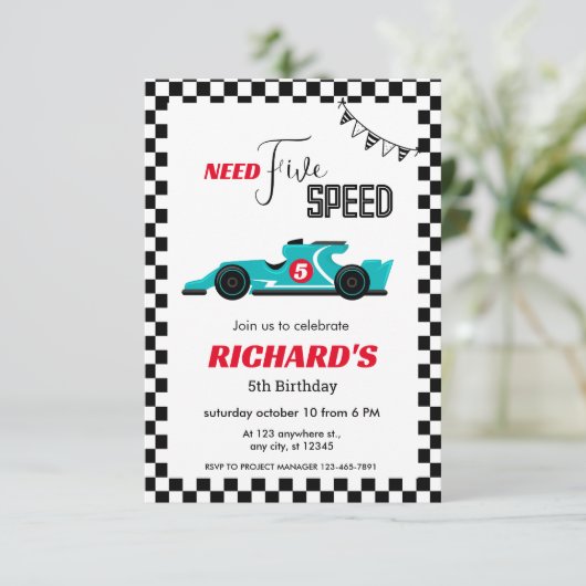 Blue Race Car Birthday | Fünf Geschwindigkeiten be Einladung (Stehend Vorderseite)