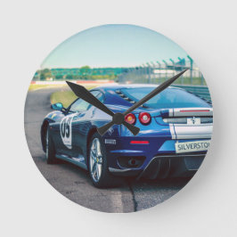 Blue Race Car Runde Wanduhr