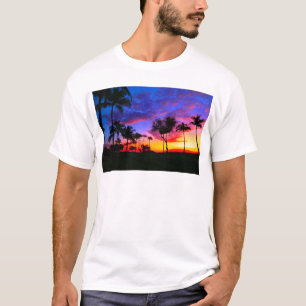 Blue Red Sunset Exotic Hawaiian Beach Palm Bäume T-Shirt