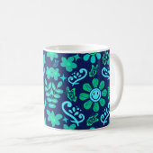 Blue Retro Style Floral and Sun Symbol Pattern Kaffeetasse (VorderseiteRechts)