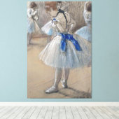 Blue Ribbon Dancer Edgar Degas Leinwanddruck (Insitu (Holzboden))