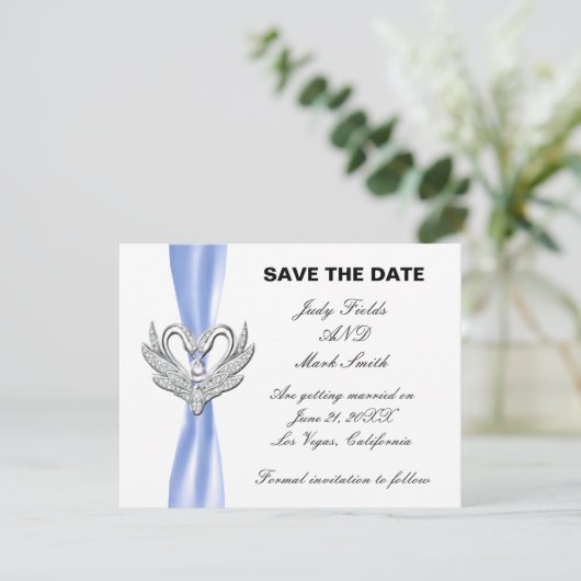 Blue Ribbon Silver Swans Save the Date Card Einladung (Stehend Vorderseite)