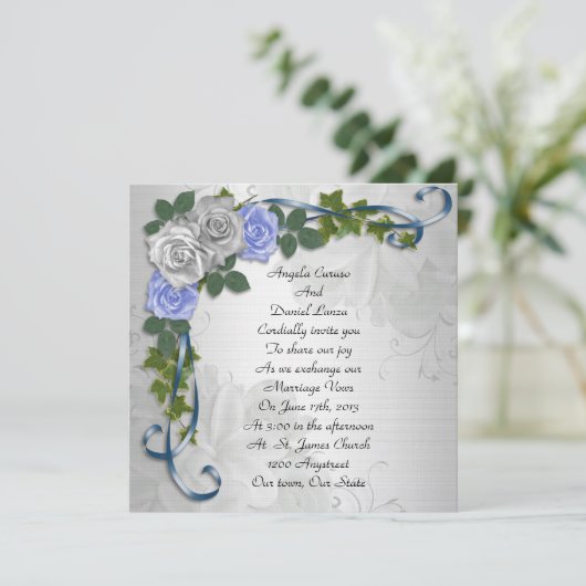 Blue Rose Hochzeit Einladung elegant (Stehend Vorderseite)