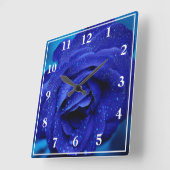Blue Rose with Dew Drops Quadratische Wanduhr (Winkel)