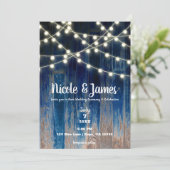 Blue Rustic Coastal Barn Wood & Lights Wedding Einladung (Stehend Vorderseite)