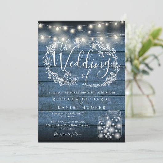 Blue Rustic Mason Jar String Lights Script Hochzei Einladung (Stehend Vorderseite)