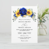 Blue Rustic Sunflower Budget QR Code Wedding Einladung (Stehend Vorderseite)