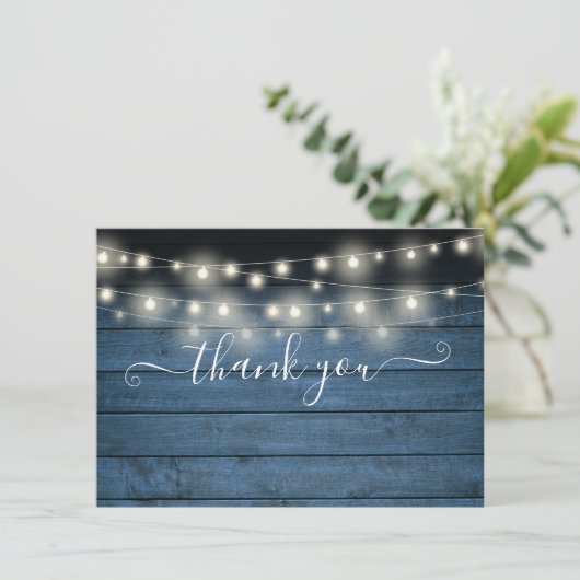 Blue Rustic Wood String Lights Script Wedding Dankeskarte (Stehend Vorderseite)