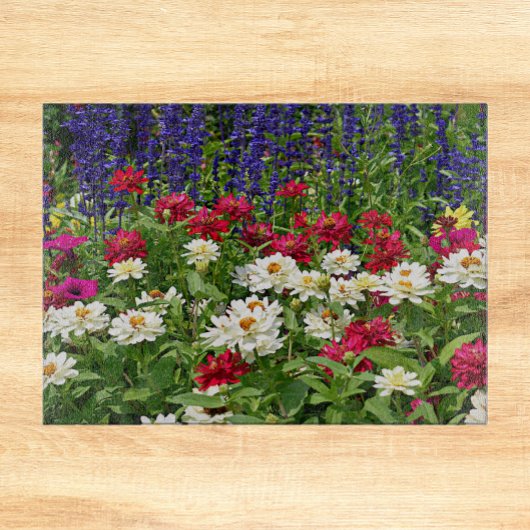 Blue Salvia und Zinnia Garden Floral Schneidebrett