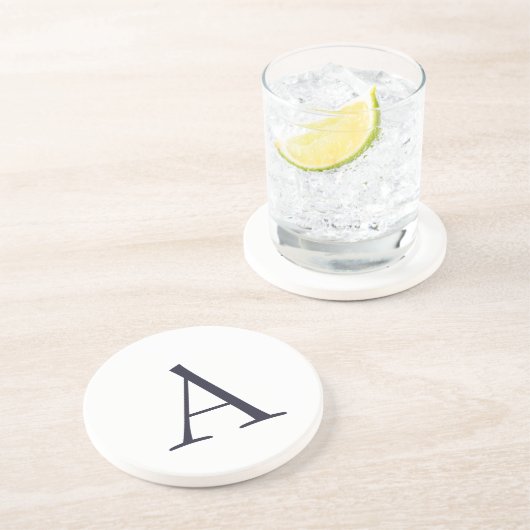 Blue Schlicht Elegant Modern Monogram Initial Getränkeuntersetzer (Seite)