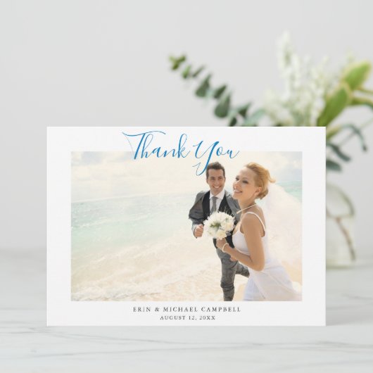 Blue Script Foto Beach Wedding Dankeschön Card Einladung (Stehend Vorderseite)