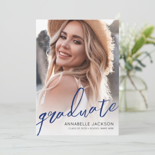 Blue Script Graduate Photo Graduation Einladung (Stehend Vorderseite)