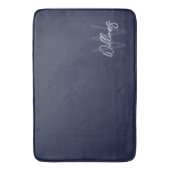 Blue Script Personalisiert Monogram und Name Badematte (Vorderseite Vertikal)