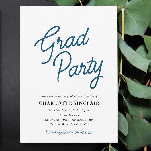 Blue Script Simple Budget Grad Party Einladung