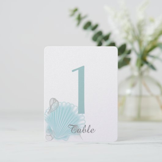 Blue Seashell Beach Wedding Tischnummer (Stehend Vorderseite)