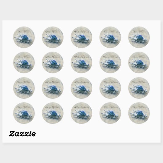 Blue Seashell Coastal Mit Monogramm Modernes Scrip Runder Aufkleber (Blatt)