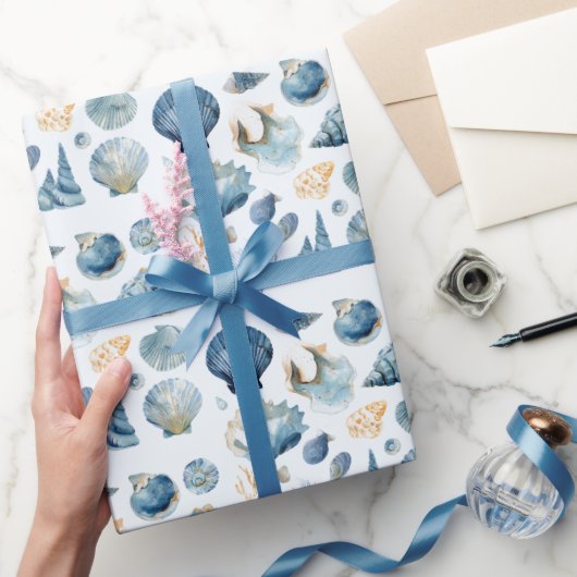Blue Seashell Summer Wrapping Paper Geschenkpapier (Schenken)