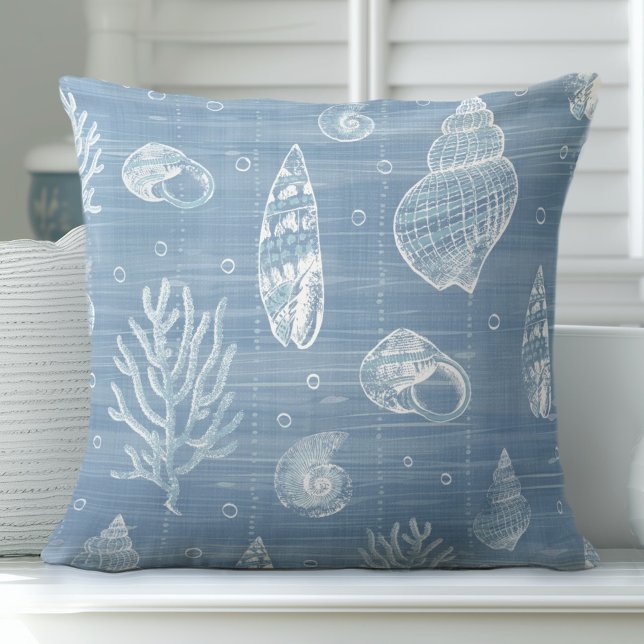 Blue Seashells Throw Kissen (Von Creator hochgeladen)