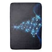 Blue Shine of Stars on Christmas Tree Dark Badematte (Vorderseite Vertikal)