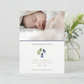 Blue Shoes Foliage Foto Baby Birth Ankündigung (Stehend Vorderseite)