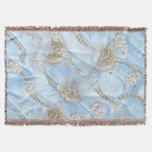 Blue Silk & Ivory Champaign Pearls Decke (Vorderseite)