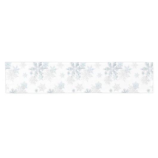 Blue Silver Gray Snowflake Winter Wonderland Kurzer Tischläufer (Horizontal)