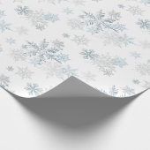 Blue Silver Gray Snowflake Wonderland Geschenkpapier (Ecke)