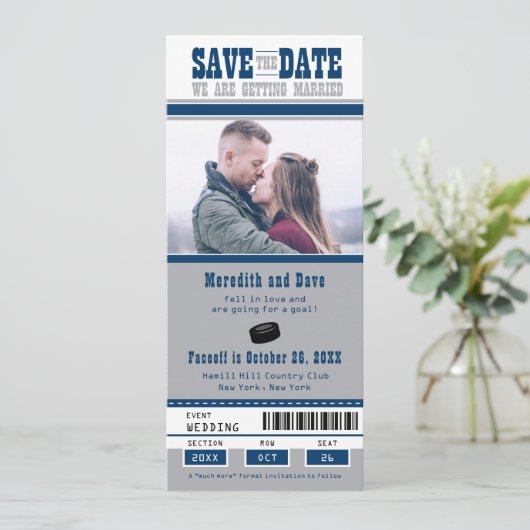 Blue Silver Hockey Ticket Hochzeit Sichern Sie das Save The Date (Stehend Vorderseite)
