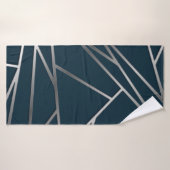 Blue Silver Modern Geometric Badehandtuch (Badehandtuch)