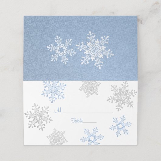 Blue Silver Snowflake Winter Wedding Platzkarte (Außenseite Aufgefaltet)