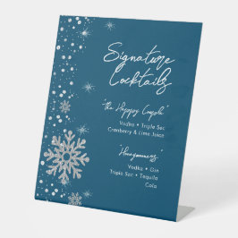 Blue Silver Snowflakes Signature Cocktail Menu Sockelschild