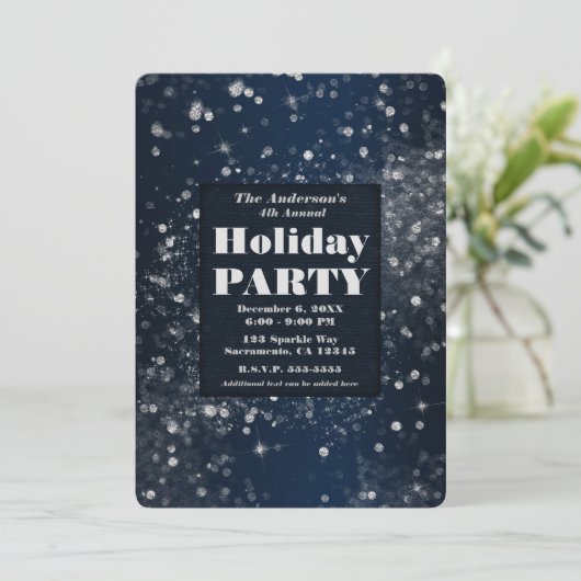 Blue & Silver Sparkling Lights Glam Holiday Party Einladung (Stehend Vorderseite)