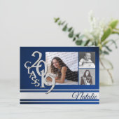 Blue Silver Varsity 2019 Abschluss Drei Foto Einladung (Stehend Vorderseite)