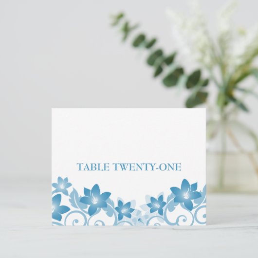 Blue Simple Floral Tischnummer Postcard (Stehend Vorderseite)