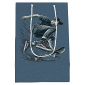 Blue Skateboarder Burnt Orange Happy Birthday Boy Mittlere Geschenktüte (Rückseite)