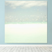 Blue Sky Birds Beach and Ocean Seashore Landschaft Leinwanddruck (Insitu (Holzboden))