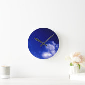 Blue Sky Einzigartig Chic Moderner Minimal Runde Wanduhr (Zuhause)