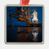 Blue Sky for Space Shuttle Atlantis Start Ornament Aus Metall (Vorne)