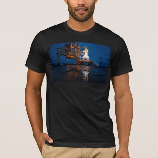 Blue Sky for Space Shuttle Atlantis Start T-Shirt (Vorderseite)