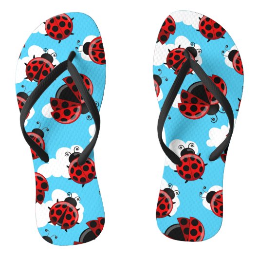 Blue Sky White Clouds Red Ladybug Käfer Badesandalen (Fußbett)