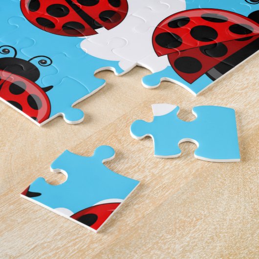 Blue Sky White Clouds Red Ladybug Käfer Puzzle (Seite)